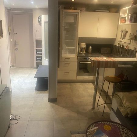 Only 60M To The Beach, 2 Bedroom Cozy Apartment, 80M2 Big Garden, Very Central Cannes Exterior foto