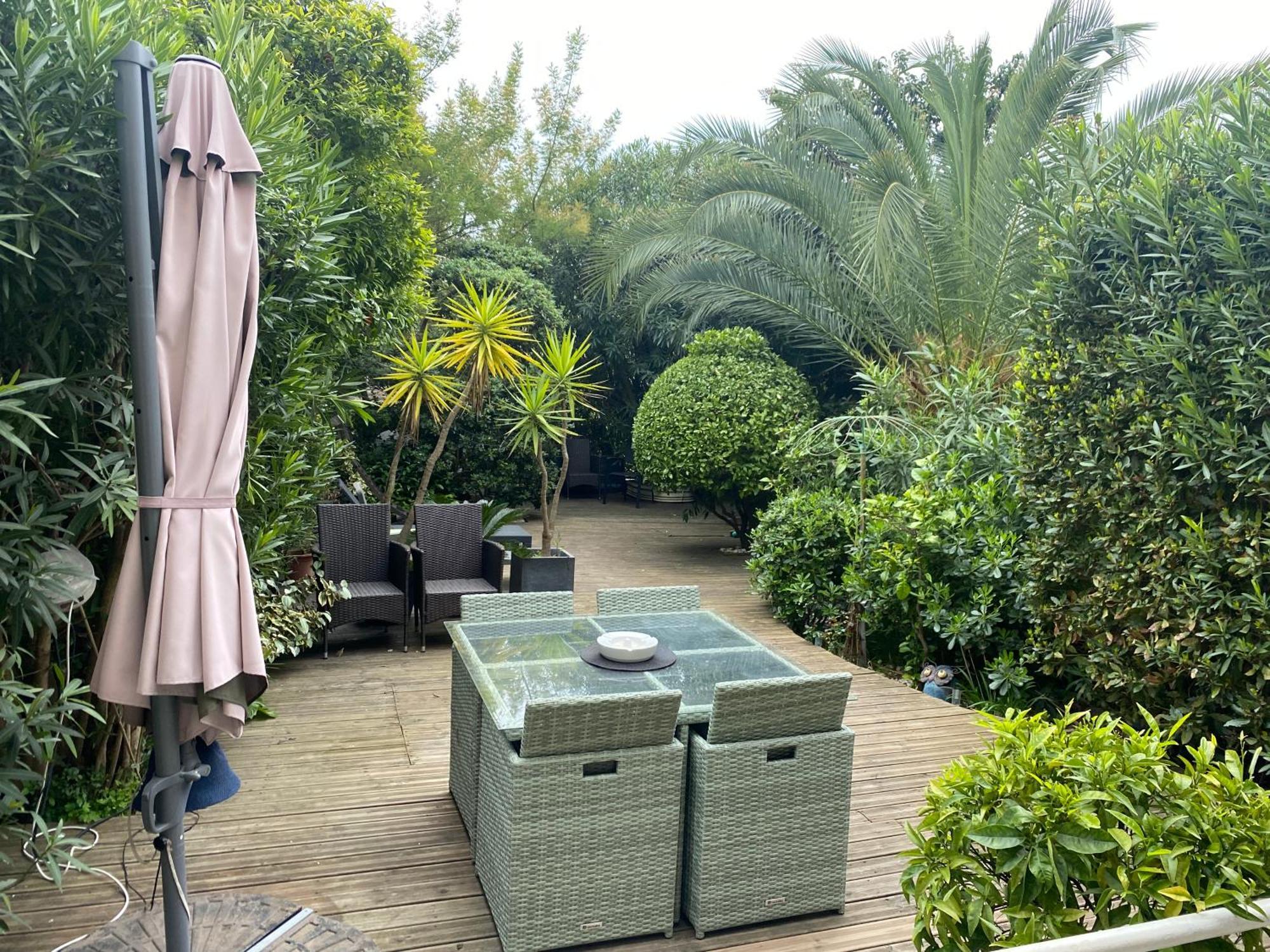 Only 60M To The Beach, 2 Bedroom Cozy Apartment, 80M2 Big Garden, Very Central Cannes Exterior foto
